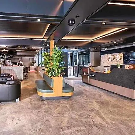 מלון Livinton Atasehir 3*