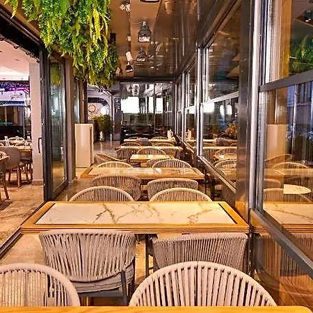 Livinton Atasehir