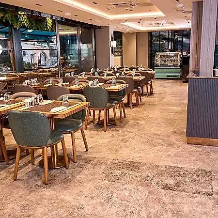Livinton Atasehir 3*